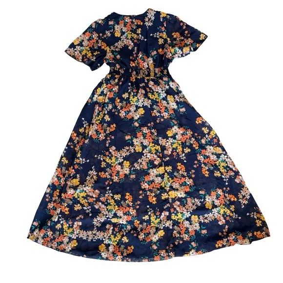 NWOT Floral Navy Maxi Dress with Smocked Waist Medium - Picture 9 of 11